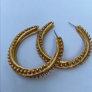 St. John Vintage Gold Tone Textured Hoops Pierced Earrings
